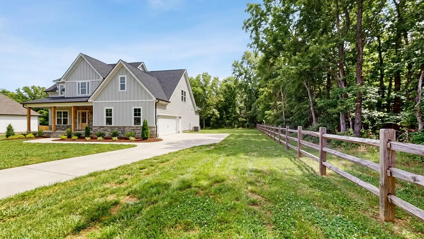 Lawn care services in Fairview, TN A green lawn at a Fairview, Tennessee home